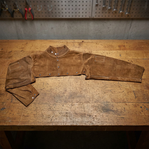 Manchons de soudage en Kevlar résistants à la chaleur JNA Group avec fermeture boutonnée, poches plaquées, niveau de protection ANSI/ISEA 1, trou pour le pouce - Product Image 2