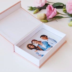 Fotógrafo de luxo do oem, pacote de presente de casamento 4*6 5x7 6*8 de linho impressão de papel foto com unidade flash usb de vidro - Product Image 2