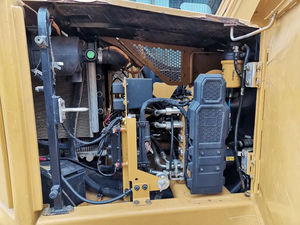 Excavatrice sur chenilles d'occasion en bon état, prix abordable, CAT 310 d'occasion, moteur d'origine, homologuée EPA, homologuée CE, en stock à vendre - Product Image 5