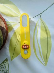 Luz de noche <span class=keywords><strong>LED</strong></span> recargable de pato amarillo, luces de pasillo de cabecera montadas en la pared, Material ABS, potencia de enchufe de emisión blanca cálida - Product Image 2
