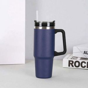 Stainless Steel Insulated Tumbler 30Oz Capacity Portable Water <b>Bottle</b> With Luggage Lock - Product Image 5