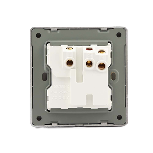 Interruttori elettrici a pulsante ad alta tensione a tre fori universali con dislocazione alla moda personalizzati all'ingrosso - Product Image 3