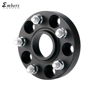 Entretoises de roue en aluminium forgé noir Embers pour <span class=keywords><strong>Jeep</strong></span> <span class=keywords><strong>Wrangler</strong></span> 2018-2024 PCD 5X127 CB 71.6 M14X1.5 Adaptateur de moyeu - Product Image 1