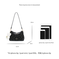 Nouveau Sac à Bandoulière Vintage en PU pour Femme, Sac Croisé Tendance pour Dames, Petit Sac à Main de Luxe à Porter sous le Bras avec Pendentif Moelleux