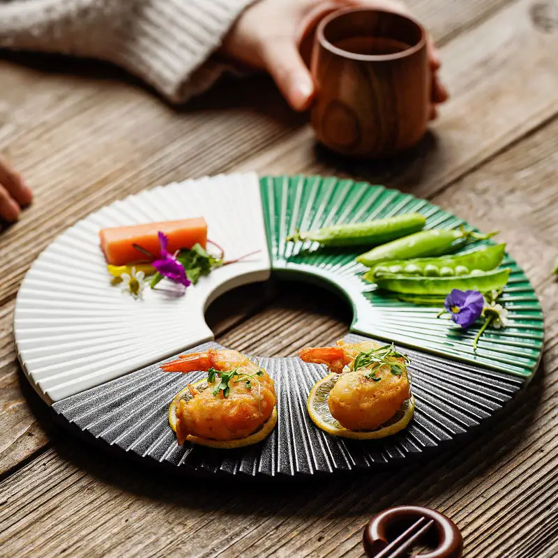 सुशी निर्माता सेट जापानी शैली काले सफेद सुशी प्लेट रेस्तरां के लिए ट्रे प्रशंसक के आकार का Sukiyabashi Jiro बार सिरेमिक मैट काले
