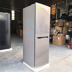 Réfrigérateur à double porte sans givre, capacité 230L, congélateur supérieur, alimentation électrique, 55x64x167cm - Product Image 2