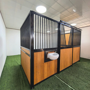 أطقم إسطبلات خيول متينة من الفولاذ المجلفن والخيزران بأحجام قابلة للتخصيص وضمان 5 سنوات لمراكز الفروسية في الولايات المتحدة - ماركة ويزيان - Product Image 1