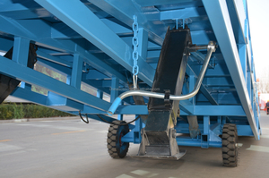 Rampe de quai mobile durable, antidérapante, maniable, pour une opération de <span class=keywords><strong>transport</strong></span> de marchandises sécurisée - Product Image 6