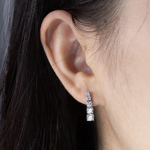 Boucles d'oreilles en diamant rondes Messi Jewelry MSE-879 PT950 pour femmes - Product Image 4