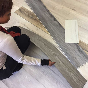 Carreau LVT à colle de 1.5mm 2mm Carreau de sol en vinyle auto-adhésif de luxe en vinyle PVC - Product Image 1