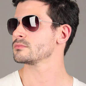 نظارات شمسية معدنية جديدة بأفضل جودة للرجال/النساء طراز RB3513 147/71 نظارات طيار مسطحة رمادية بعدسات خضراء 58 مم - Product Image 4