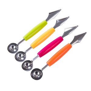 Coupe-melon double tête en acier inoxydable avec couteau ondulé pour la découpe de fruits et la préparation de tranches de pastèque – Ensemble d'outils - Product Image 5