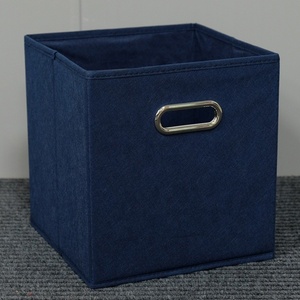 Contenedores de cubo de tela no tejida plegables OEM ODM Asas de <span class=keywords><strong>metal</strong></span> Caja de almacenamiento de cubo plegable de tela para el hogar de cocina - Product Image 2