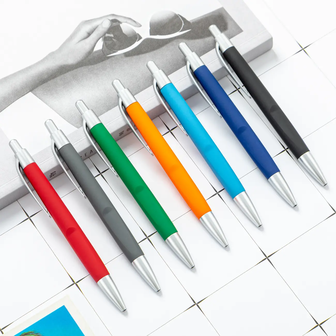 Bolígrafos personalizados de alta calidad, bolígrafos de plástico con logotipo impreso, surtido de prensa, promoción, baratos, superventas