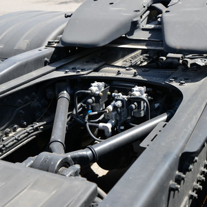 รถแทรคเตอร์ขับด้านขวา6x4 X6000 440HP เครื่องยนต์ Yuchai Euro 2ใช้สำหรับขายส่งออกโมซัมบิก <span class=keywords><strong>angola</strong></span> - Product Image 6