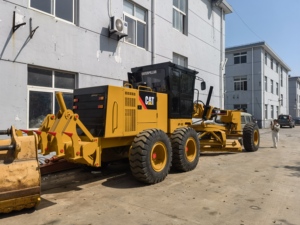 รถเกรดเดอร์ CAT 140H มือสอง รถตักดิน Caterpillar 140K 120H พร้อมเครื่องยนต์และชุดเกียร์ - Product Image 4