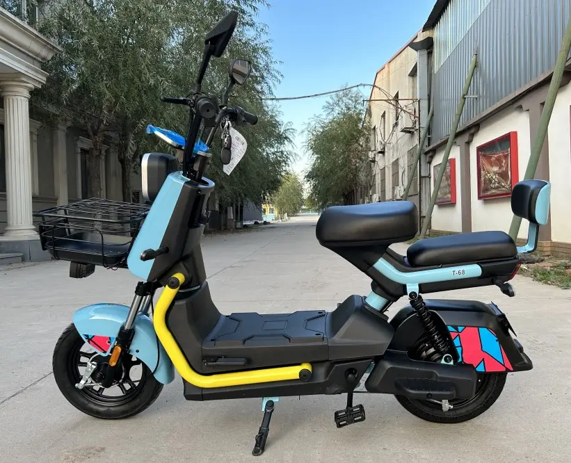 2023 duas rodas 350 w bicicleta elétrica urbana 48 v cidade de longo alcance scooter elétrico para a senhora