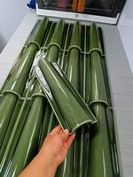 Carrelage Céramique 3D Façonné en Bambou Vert Vibrant, Étanche et Fait Main, Idéal pour la Décoration Murale Intérieure d'Hôtels de Charme et de Cafés