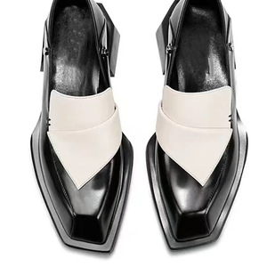 <span class=keywords><strong>Scarpe</strong></span> Casual Impermeabili in Microfibra Bicolore Nero e Bianco per Uomo e <span class=keywords><strong>Donna</strong></span>, con Tacco Spesso e Punta Quadrata, Slip-on per Tutte le Stagioni - Product Image 1