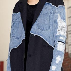 เสื้อโค้ทเดนิมผู้หญิงทรงหลวม ดีไซน์ต่อผ้าสีตัดกัน แฟชั่นใหม่ประจำฤดูใบไม้ร่วงปี 2025 จาก OEM Boutique Wholesale - Product Image 2