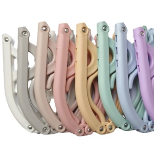 Cintre pliant pour vêtements, type crochet en forme d'aile de mouette, séchoir de voyage multifonctionnel, organisateur de vêtements - Product Image 5