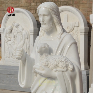 Sculpture religieuse catholique en marbre blanc, Saint François avec un loup - Product Image 5