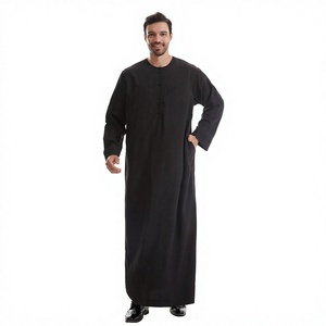 Vente en gros de thobes pour hommes, fabrication sur mesure de jubbas islamiques, OEM, ODM, marque privée, fabricant de robes musulmanes pour hommes. - Product Image 1