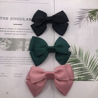Vente en gros d'usine : Petite pince à cheveux en tissu en forme de nœud, style Instagram, mignonne, pour filles, cadeau