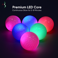 Balles de golf LED multicolores lumineuses dans le noir, durables, pour l'entraînement nocturne, avec option de logo personnalisé
