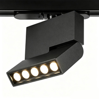 Fournisseur de solutions d'éclairage hôtelier : Projecteur LED sur rail orientable avec grille coulissante