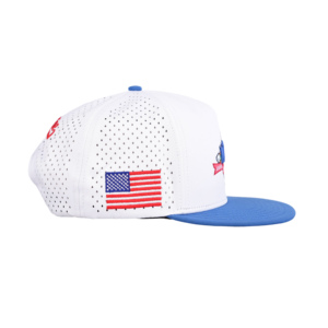 Casquette Snapback Structurée à 5 Panneaux avec Logo Brodé Tcap Chine et Design à Trous - Product Image 4