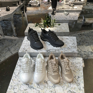 Calzado de Seguridad Unisex con Cordones, de Corte Bajo, Antideslizante y Protector para Fábrica y Construcción - Product Image 3