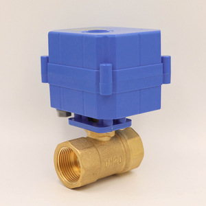 Vanne à bille électrique miniature à couple élevé en cuivre DN20 6 points bidirectionnelle DN15 25 32 pour l'eau 220V 24V OEM personnalisable - Product Image 1
