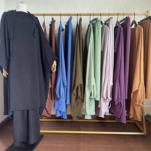 Jilbab a Due Pezzi con Gonna Khimar Abbigliamento Islamico Musulmano Abaya da Preghiera in Crepe con Polsini Arricciati e Lacci per le Dita - Product Image 4