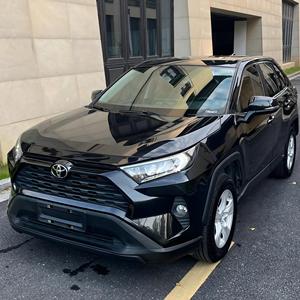 Toyota <span class=keywords><strong>RAV4</strong></span> 2022 Usada en Venta, Color Negro, 20000 km, Disponible para Adultos - Product Image 4