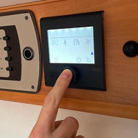 Pemanas Parkir Udara & Air Diesel RV Camper Bersertifikasi JP CE Baru 2KW/4KW Kapasitas Tangki 10L Pengganti Truma Combi