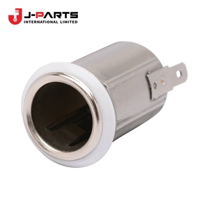 ขอบครอบที่จุดบุหรี่สำหรับรถยนต์โตโยต้า ไฮเอซ RZH113 ปี 1989-2004 - Product Image 2