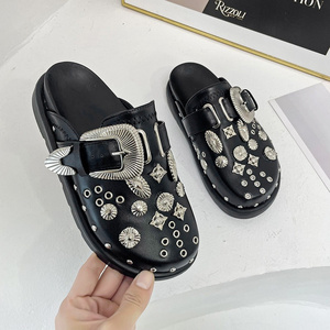 IDOIT sıcak satış kadın kama platformu katır ile metalik Rhinestone dekore tıknaz taban ayakkabı kadın terlik - Product Image 6