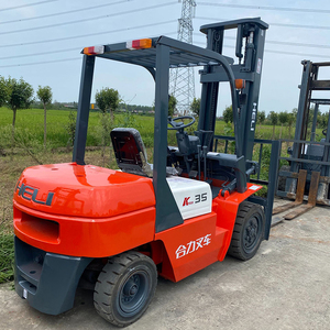 Montacargas Diésel Usado de <span class=keywords><strong>5</strong></span> Toneladas |   Mástil de 3 Etapas y Diseño para Terrenos Accidentados para Obras de Construcción y Operaciones Portuarias - Product Image 5