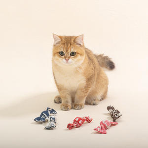 Wholesale Cute Bite-Resistant <b>Cat</b> Chew Toys Candy Design with Catnip Interactive <b>Plush</b> Pet Supplies for Christmas - Product Image 1