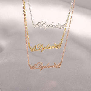 Popolare ciondolo a farfalla personalizzato in acciaio inossidabile con lettere di gioielli nome collana <span class=keywords><strong>per</strong></span> ragazza di moda - Product Image 4
