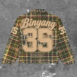 Completo da Uomo Personalizzato di Alta Qualità: <span class=keywords><strong>Camicia</strong></span> a Quadri con Logo, Pantaloncini in <span class=keywords><strong>Jeans</strong></span>, Tuta Corta con Bottoni Decorati in Strass - Product Image 4