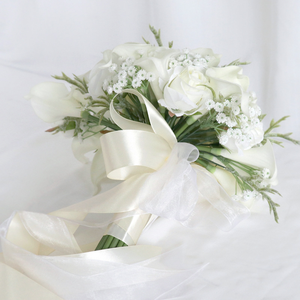 Ramo de Lirios de Cala Blancos al por Mayor, en Forma de U, Cascada de Lágrimas, Artificial, Tacto Real, Decoración de Mano para Bodas - Product Image 3