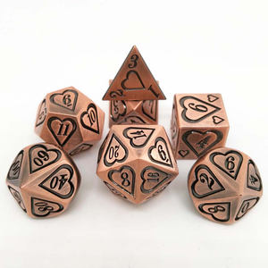 <span class=keywords><strong>Prix</strong></span> de gros usine – Nouveau jeu de dés polyédriques D&D 7 pièces en alliage de zinc avec étui métallique pour le jeu Dungeons and Dragons - Product Image 2