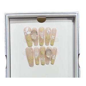 <span class=keywords><strong>Uñas</strong></span> Postizas Rose Garden con Diseño Francés Hueco <span class=keywords><strong>de</strong></span> Mariposa y Rosa Pintada a Mano, Estilo Lujoso - Product Image 5