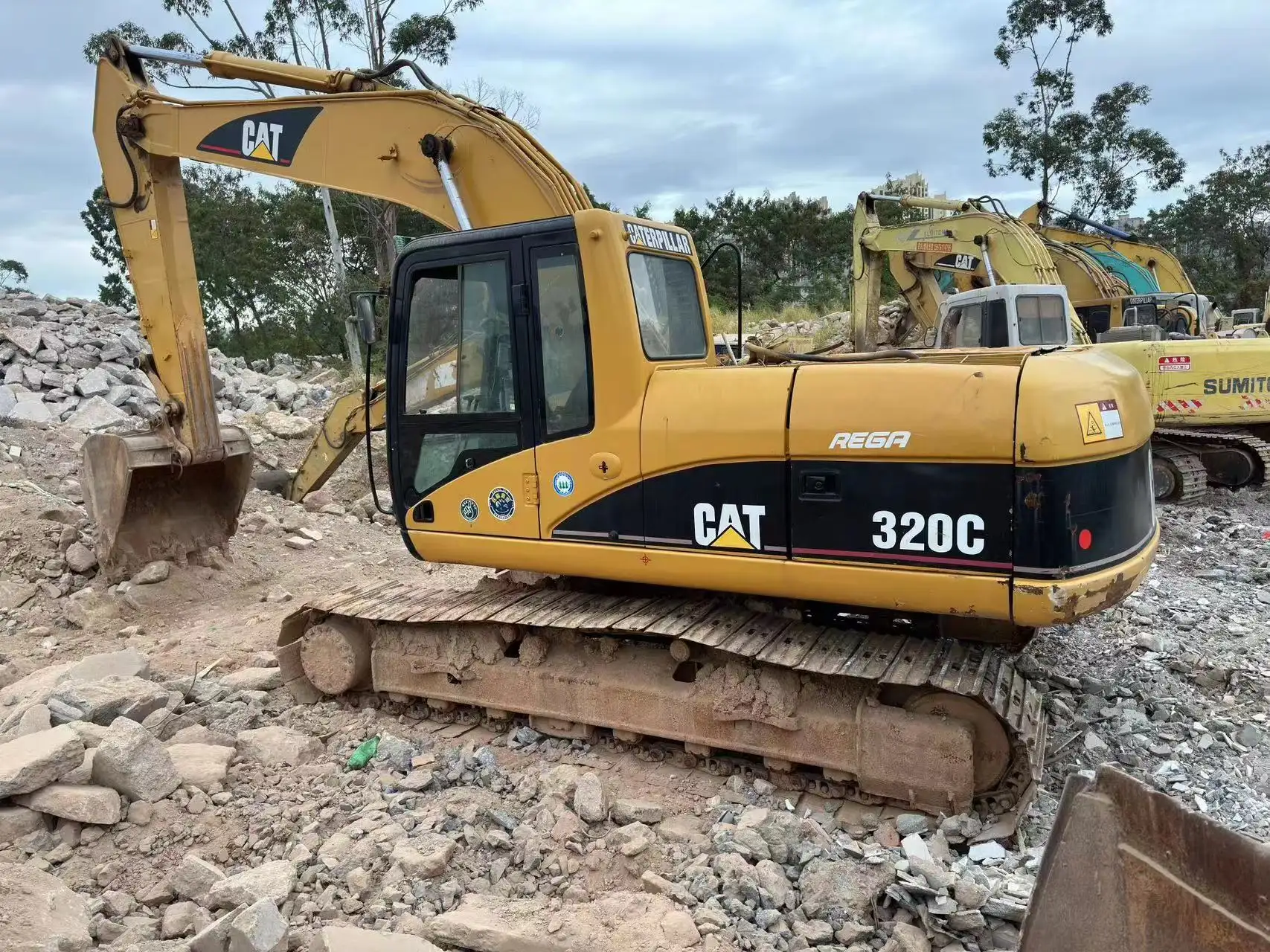 Pelle sur chenilles hydraulique Caterpillar CAT 320C d'occasion bon marché construction d'ingénierie pelle CAT d'occasion à vendre