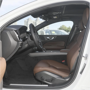 Pour la vente chaude <span class=keywords><strong>Volvo</strong></span> S60 2025 <span class=keywords><strong>voiture</strong></span> <span class=keywords><strong>hybride</strong></span> voitures de taille moyenne 145(197Ps) 5 portes berline 5 places meilleur <span class=keywords><strong>prix</strong></span> en Chine - Product Image 6