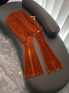 Traje de Oficina de Terciopelo de Calidad 2023 para Mujer, Diseño Elegante, Blazer de Manga Larga con un Solo Botón, Pantalones Acampanados, 2 Piezas, Color Marrón - Product Image 2