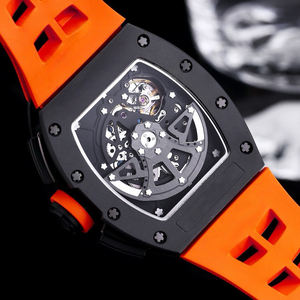 Reloj Deportivo Luminoso Multifunción con Esfera de Cerámica Resistente al Desgaste para Aventuras al Aire Libre, Entrenamientos en el Gimnasio y Escapadas Informales - Product Image 5