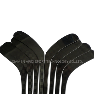 Palos <span class=keywords><strong>de</strong></span> <span class=keywords><strong>hockey</strong></span> sobre hielo <span class=keywords><strong>de</strong></span> fibra <span class=keywords><strong>de</strong></span> carbono Toray personalizados - Marca OEM, tamaños y empaques personalizados para grupos multiedad, números <span class=keywords><strong>de</strong></span> modelo multinivel - Product Image 4